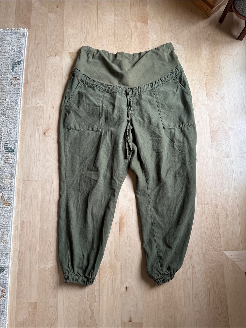 GAP maternity Olive Drawstring Waist Joggers